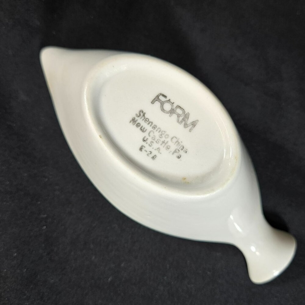 Vintage Shenango China FORM Line Mini Creamer Sauce Pour Cup 2 oz MCM USA - Picture 6 of 10